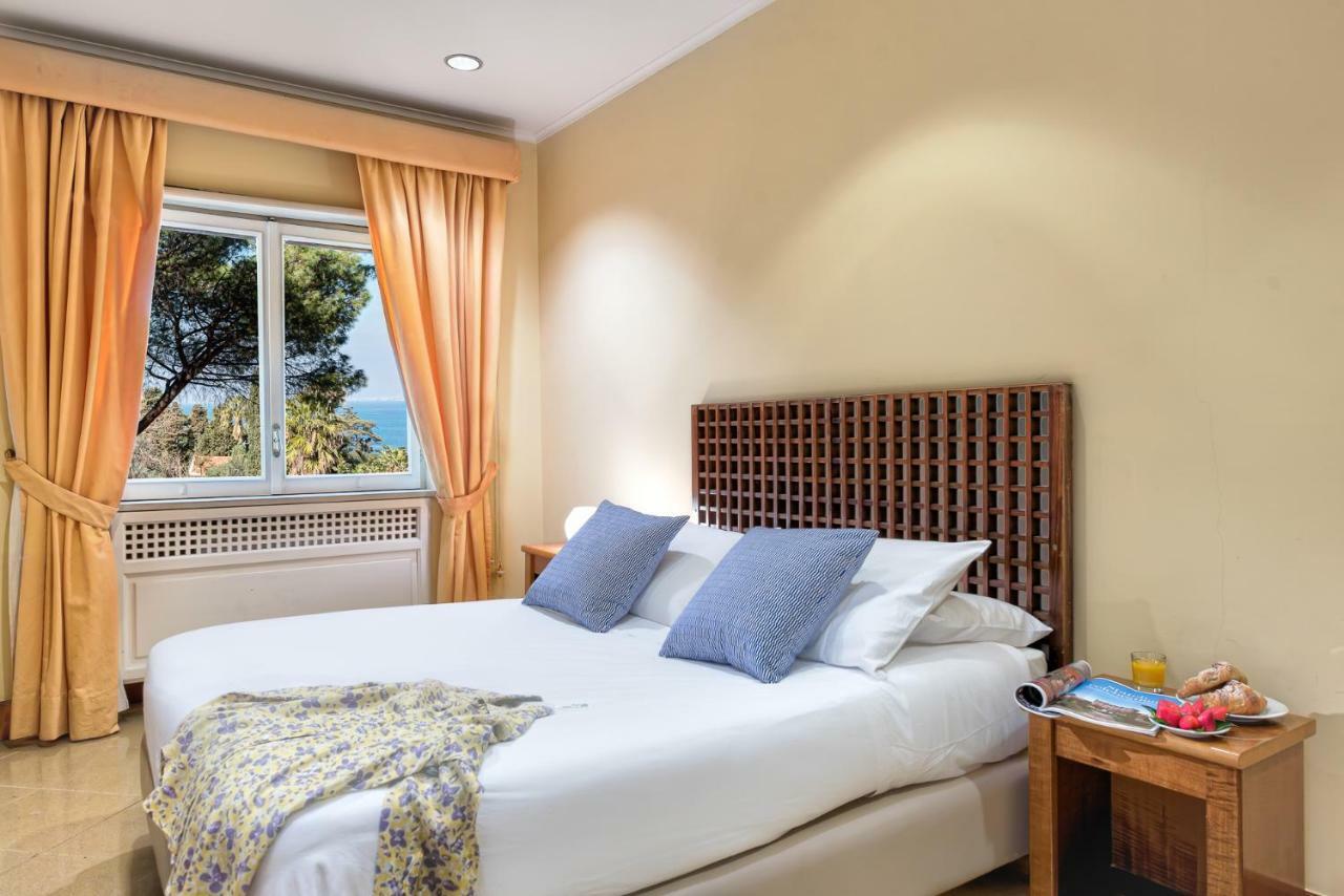 Gocce Villas - El Royale Suites Sorrent Exterior foto